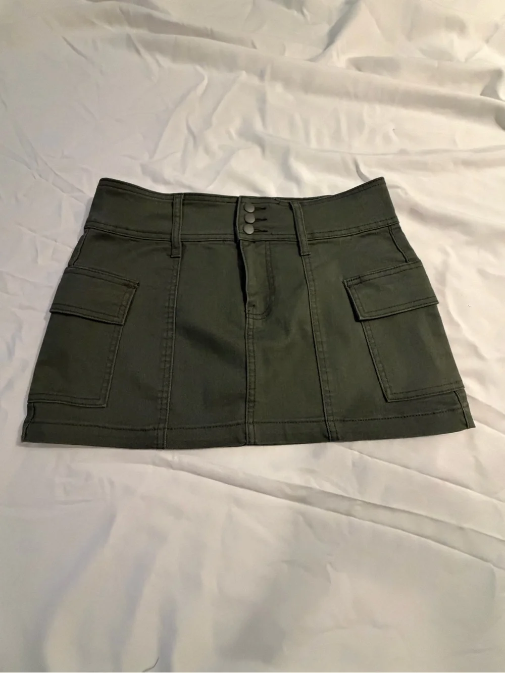 Vanilla Star Olive Green Cargo Mini Skirt